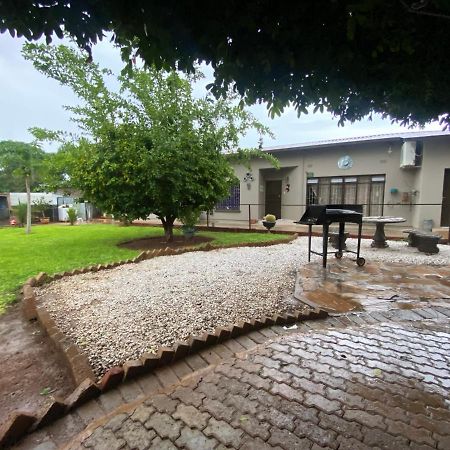 El-Kole Bed And Breakfast Tsumeb Exterior foto